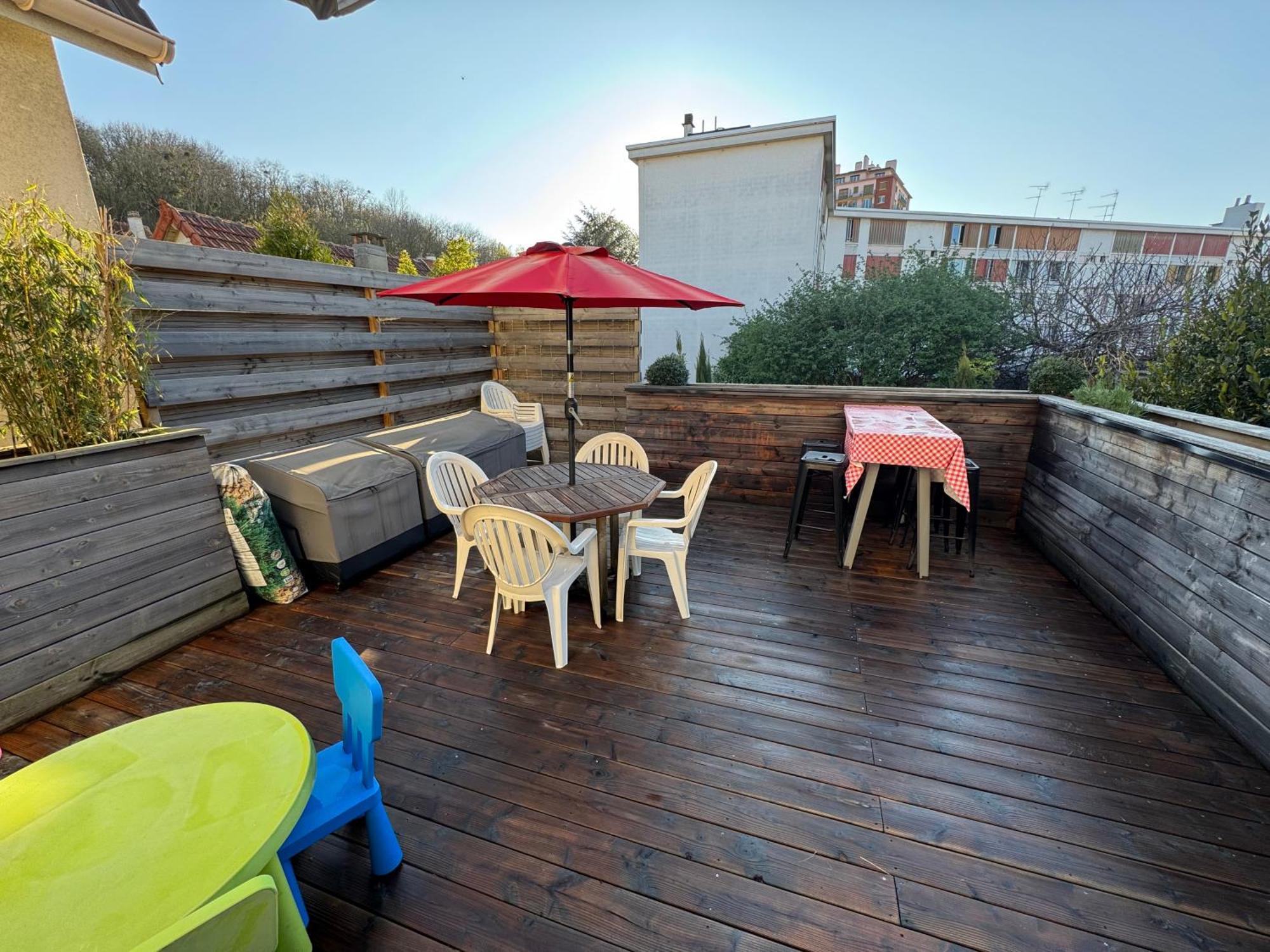 Appartement Eastern Paris Terrace - Terrasse - 15Min De Paris à Romainville Extérieur photo